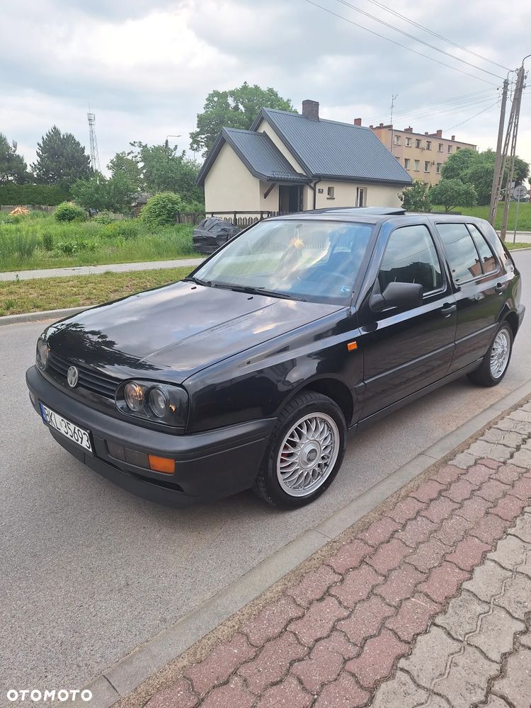 Volkswagen Golf 1.6 - 4