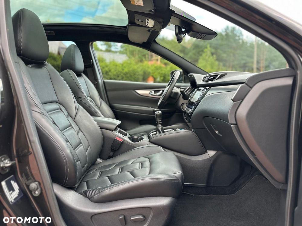 Nissan Qashqai 1.6 DIG-T Tekna+ - 17