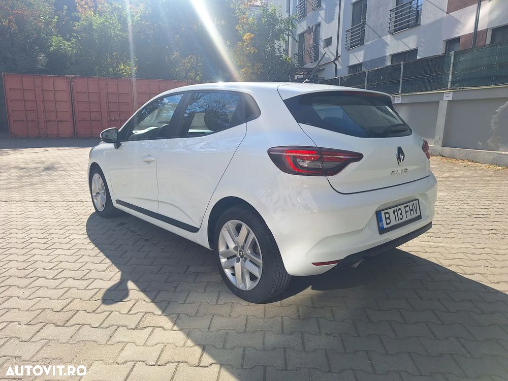 Renault Clio 2022 photo 4