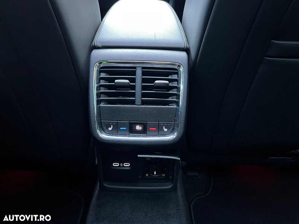 Skoda Octavia 2.0 TDI DSG Exclusive Plus - 36