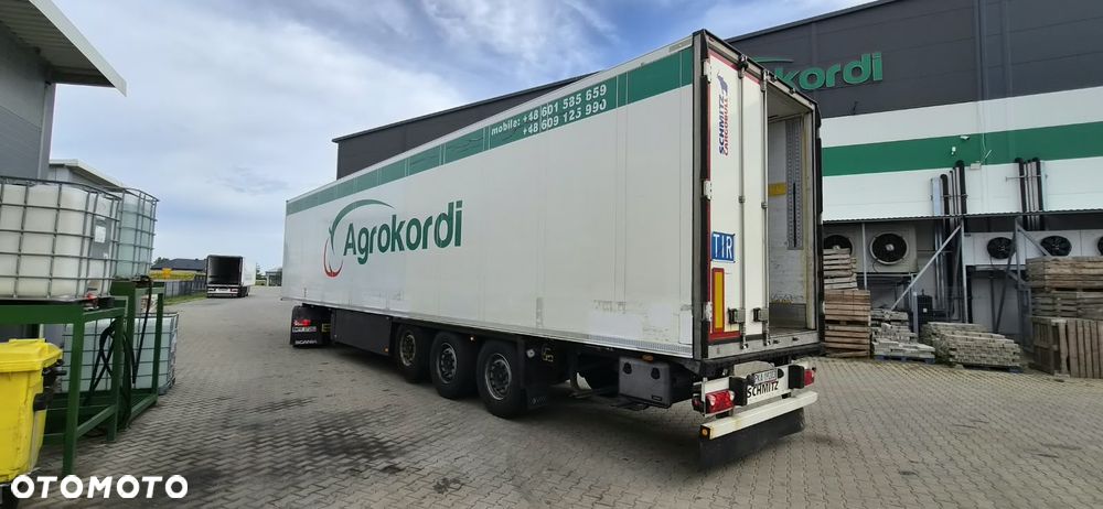 Schmitz Cargobull - 3