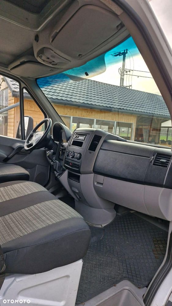 Mercedes-Benz SPRINTER - 13