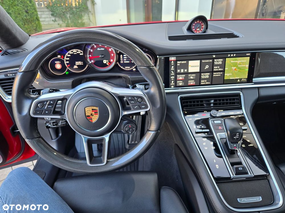 Porsche Panamera - 18