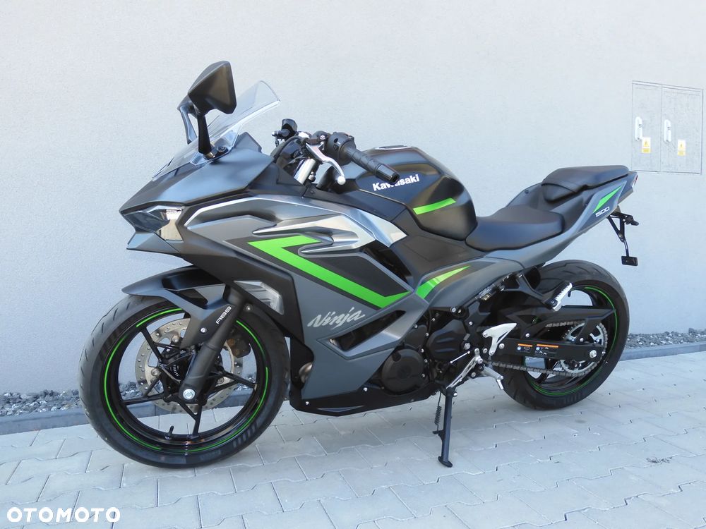 Kawasaki Ninja 500 - 21