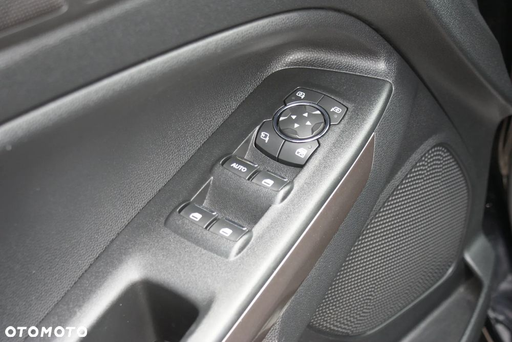 Ford EcoSport - 4