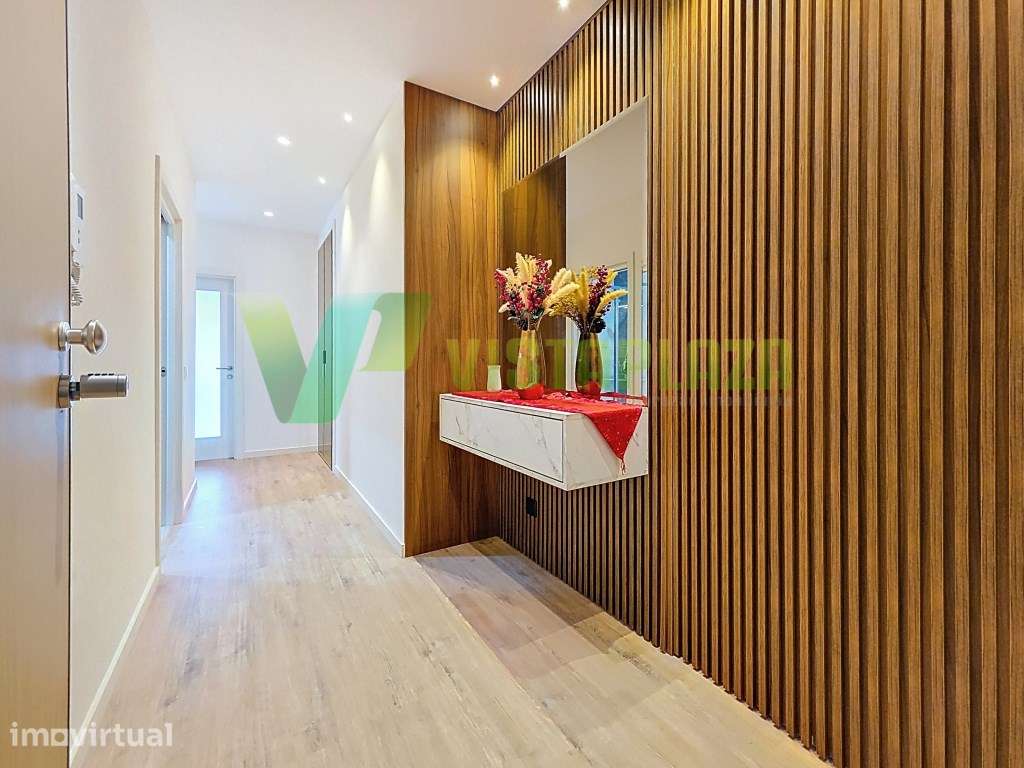 Apartamento T4 Acabamentos de Luxo na Urbanização do Fojo, Portimão - Grande imagem: 5/31