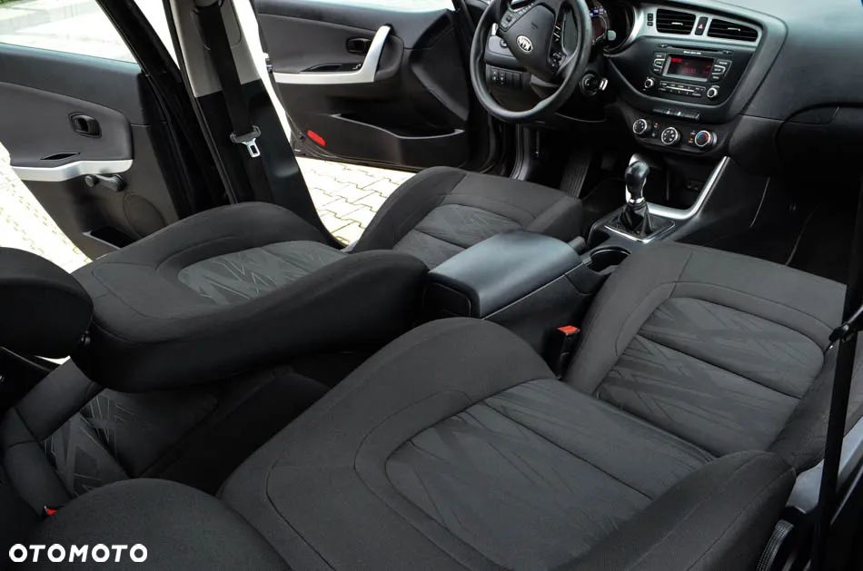 Kia Ceed 1.4 CVVT - 31