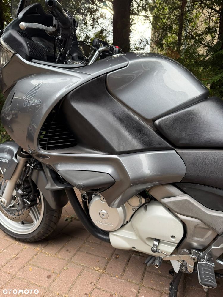 Honda Deauville - 16