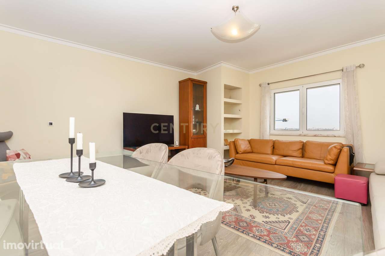 Apartamento T4 para venda em Santa Marta do Pinhal, Corroios, com Gara - Grande imagem: 3/51