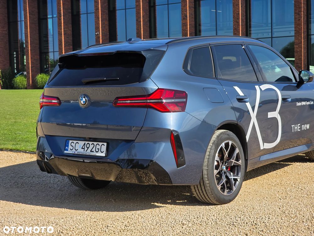BMW X3 xDrive20 mHEV - 10