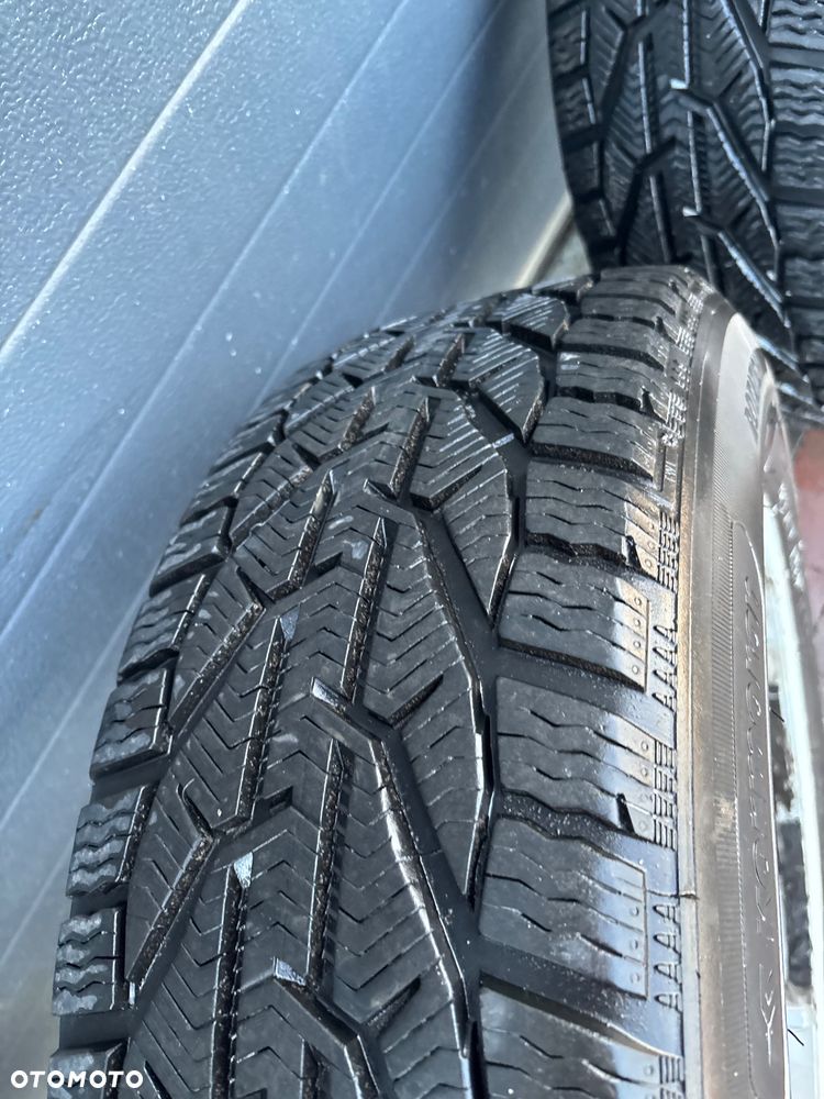 Alufelgi z Oponami Zima BMW X3 F25 5x120 7.5Jx17 225/65/17 Kormoran 21r - 18
