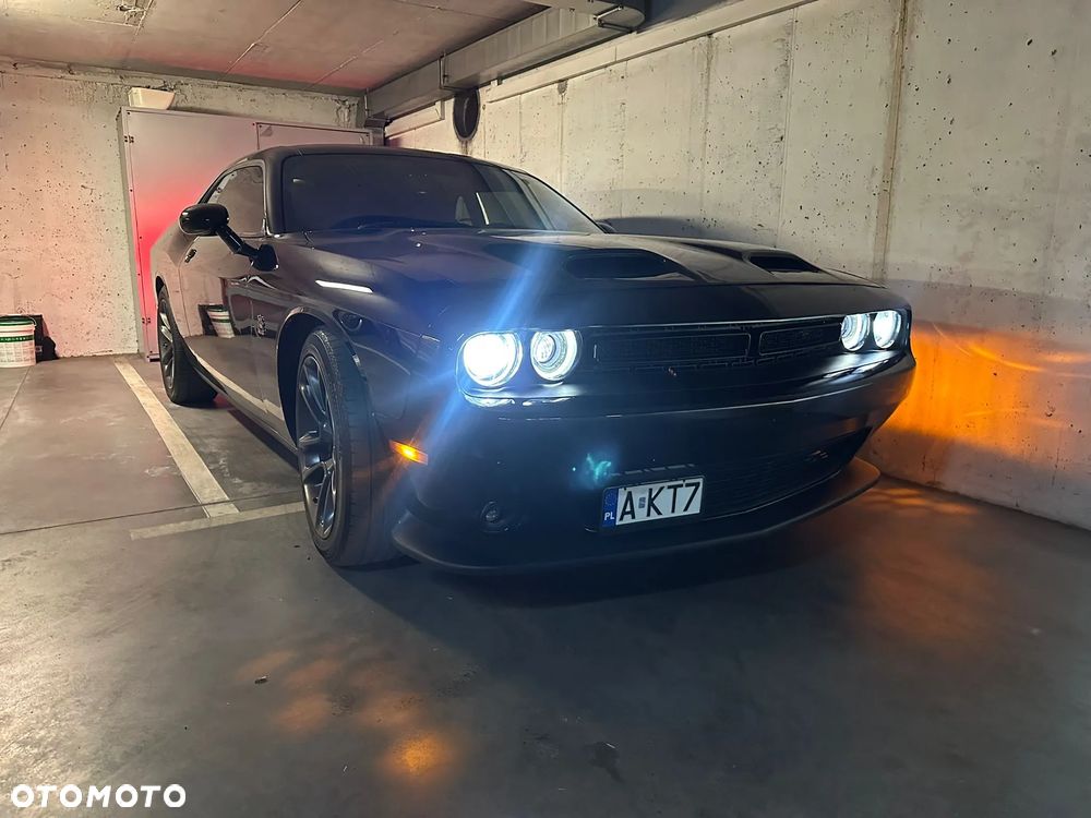Dodge Challenger 6.4 Scat Pack - 19