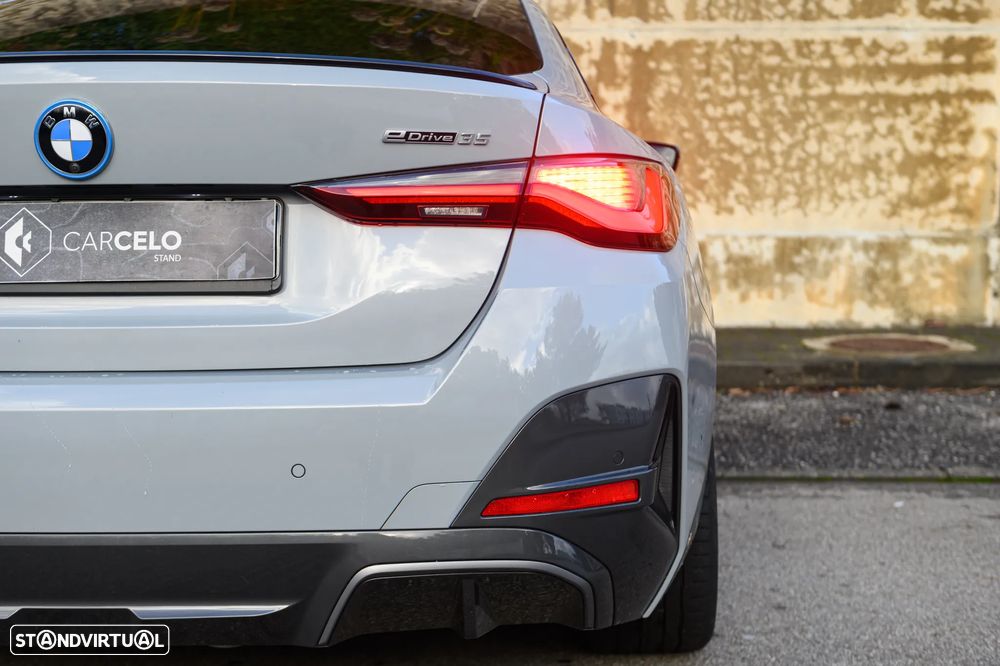 BMW i4 eDrive35 Gran Coupe M Sport - 13
