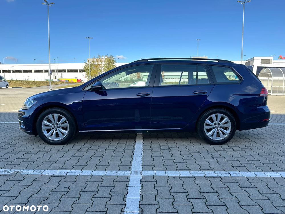 Volkswagen Golf - 8