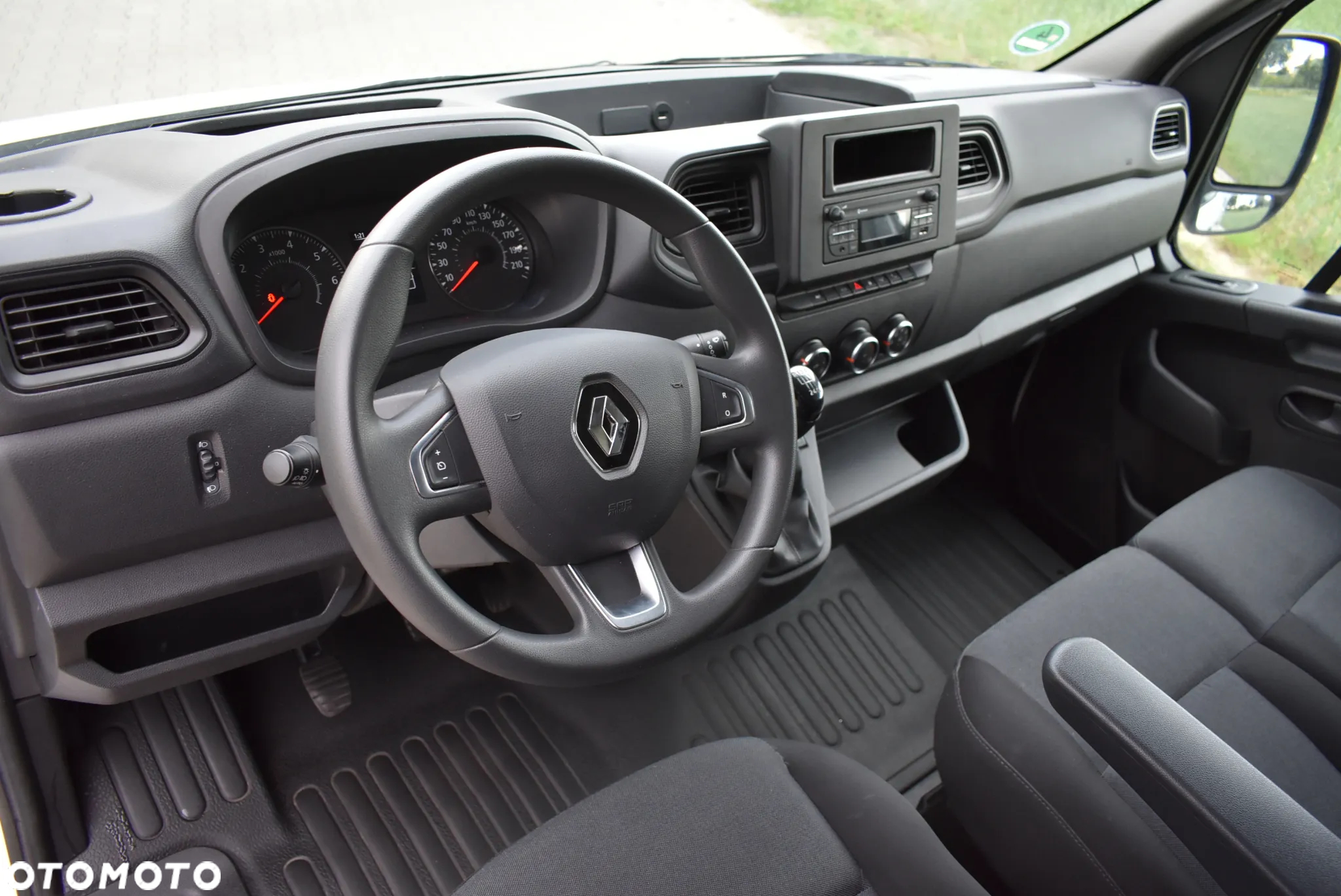 Renault MASTER L2H3 48 tys KM 2020/2021 - 10