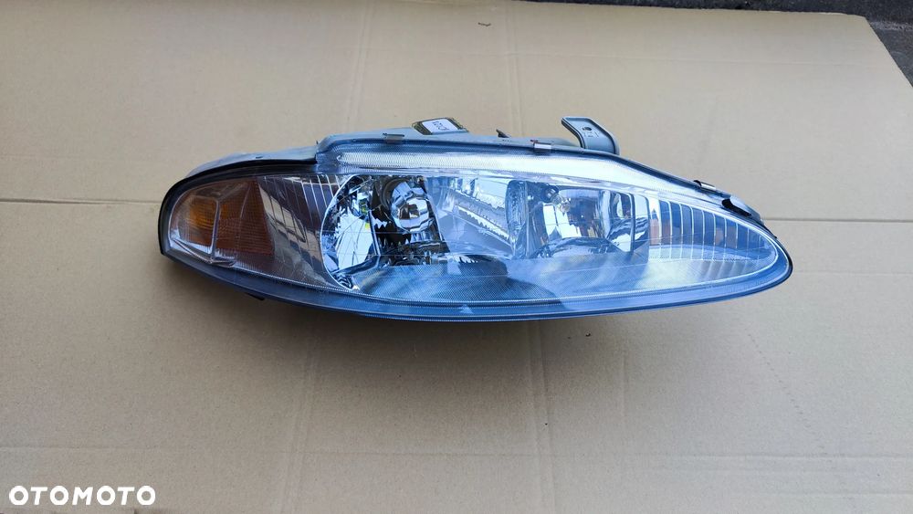 Mitsubishi Eclipse 95-99 Lampa Prawa Przednia Oryginał Europa Ideał - 1