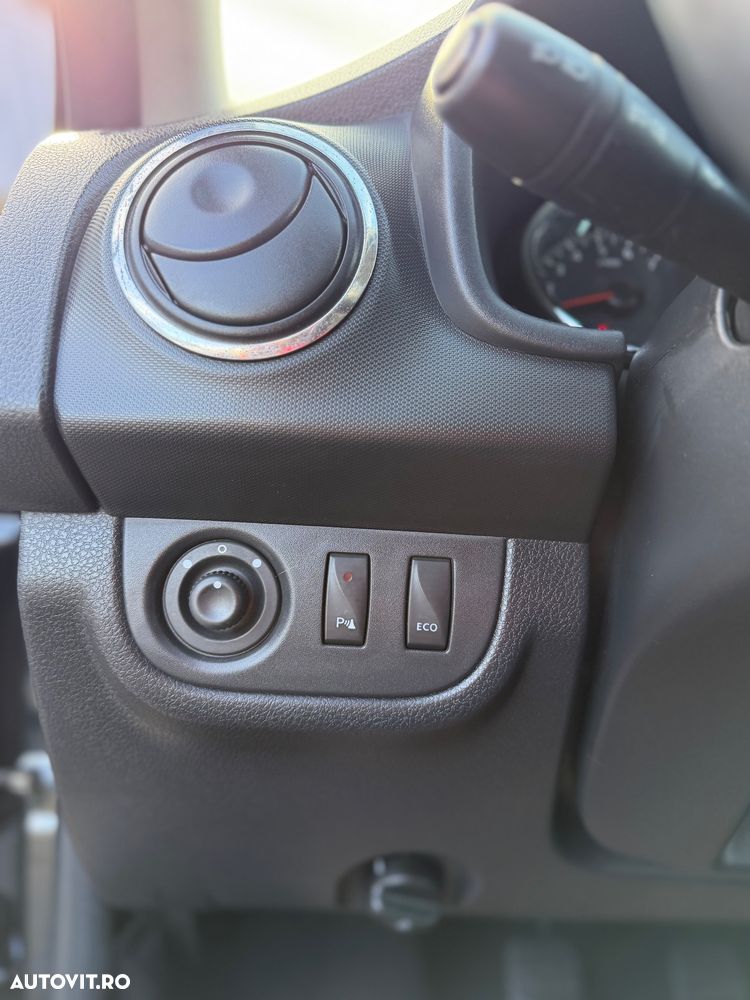 Dacia Logan - 18