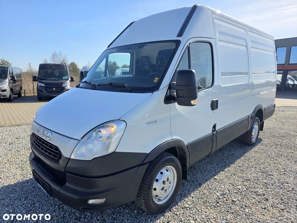 Iveco IVECO 35S13 2.3 HPI ŚREDNI WYSOKI KLIMA WEBASTO 193 T/KM PRZEBIEGU GWARANCJA - 1