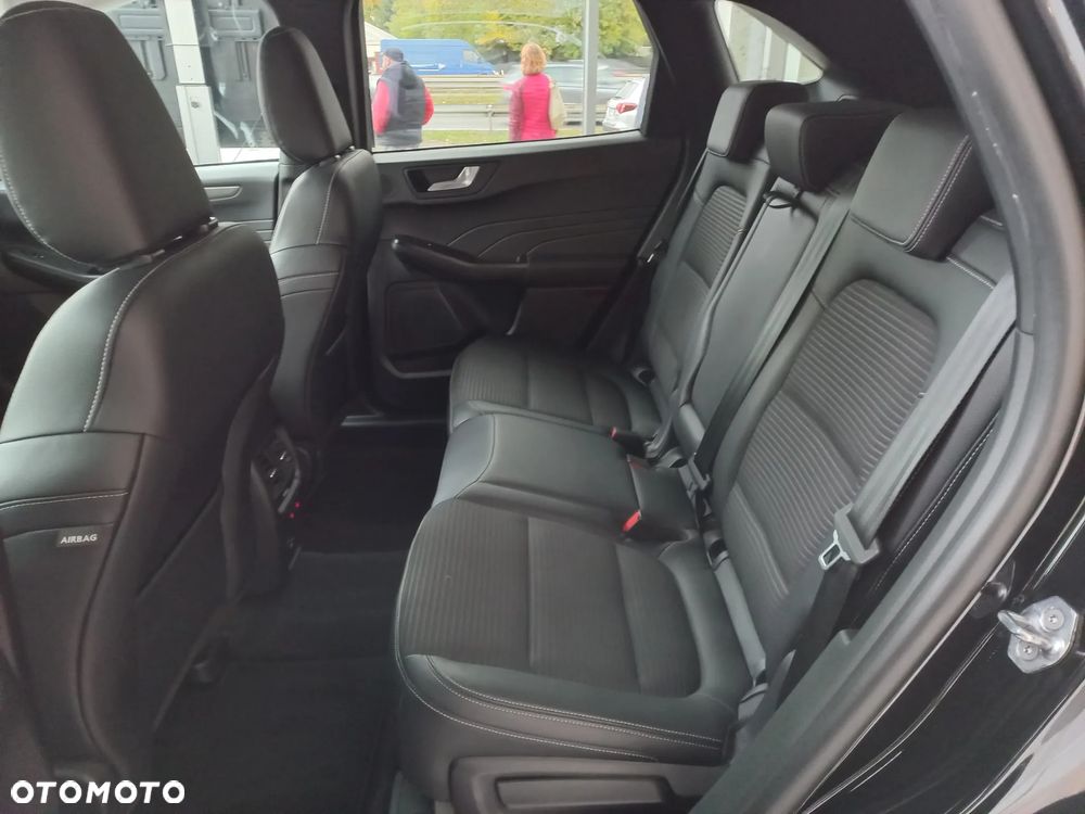 Ford Kuga 2.5 FHEV FWD Titanium X - 19