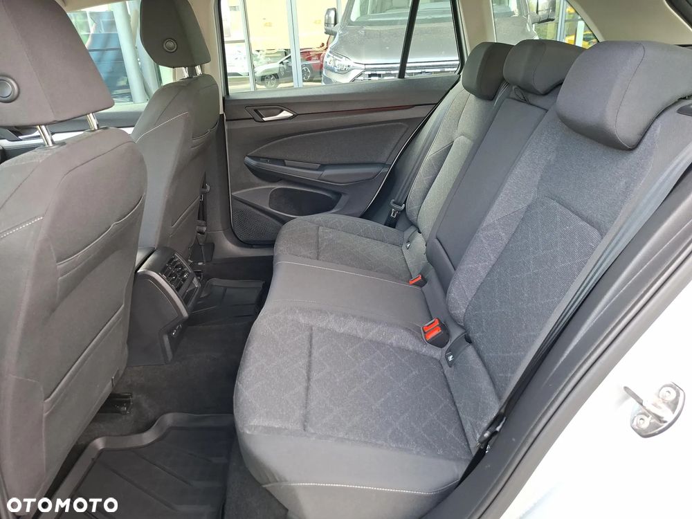 Volkswagen Golf VIII 2.0 TDI Life Plus - 32