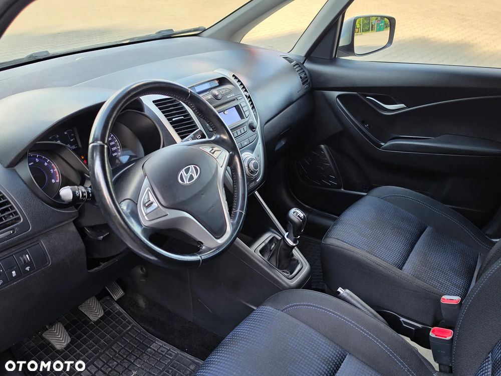 Hyundai ix20 1.6 Comfort - 18