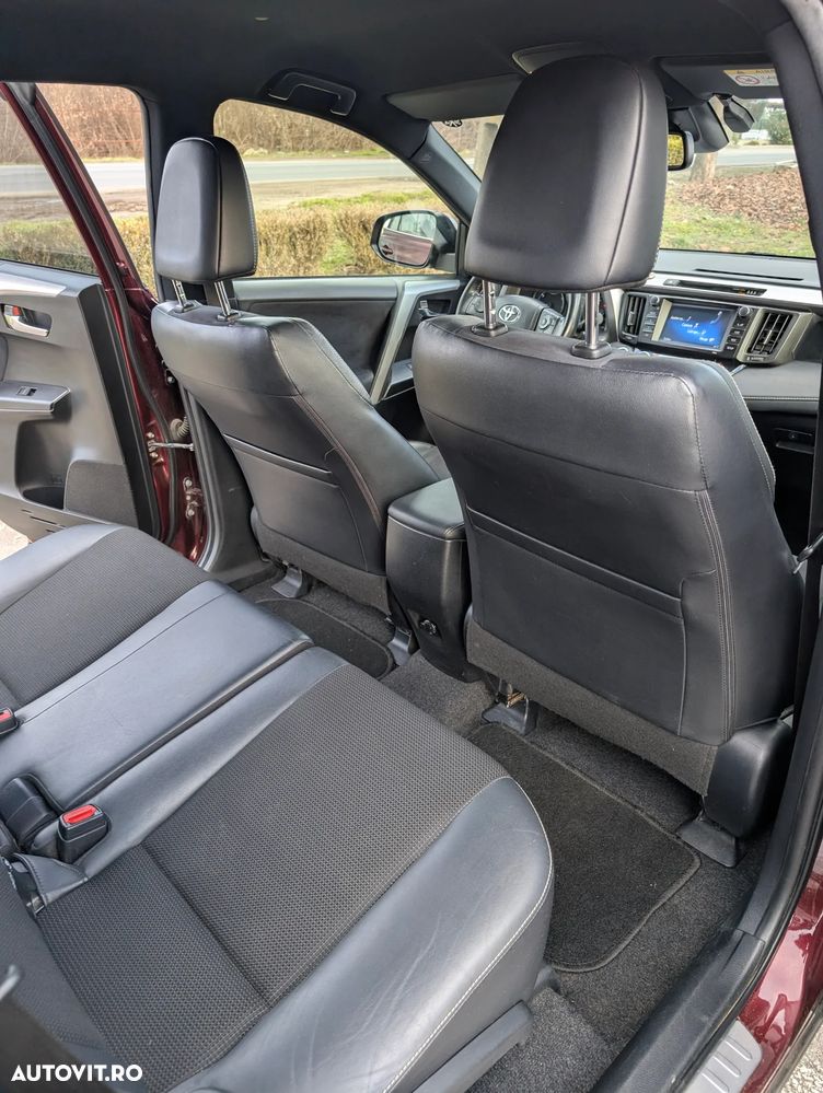 Toyota RAV4 2.0 D-4D 2WD Comfort - 22