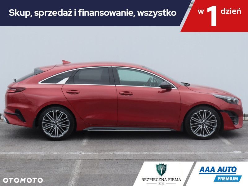 Kia ProCeed - 8