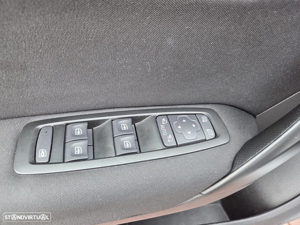 Renault Mégane Sport Tourer 1.5 Blue dCi Limited - 13