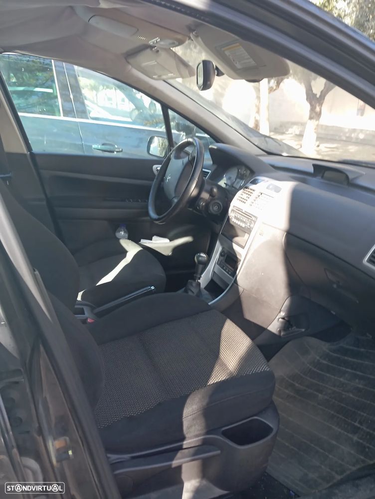 Peugeot 307 1.6 HDi Executive - 4