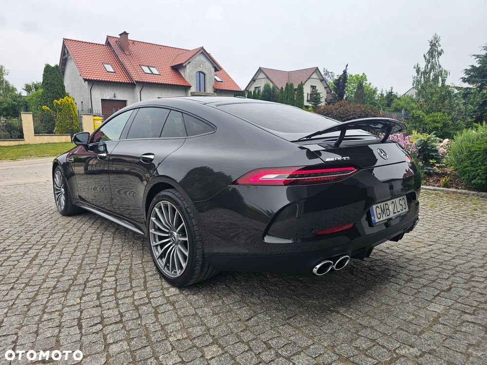 Mercedes-Benz AMG GT - 5
