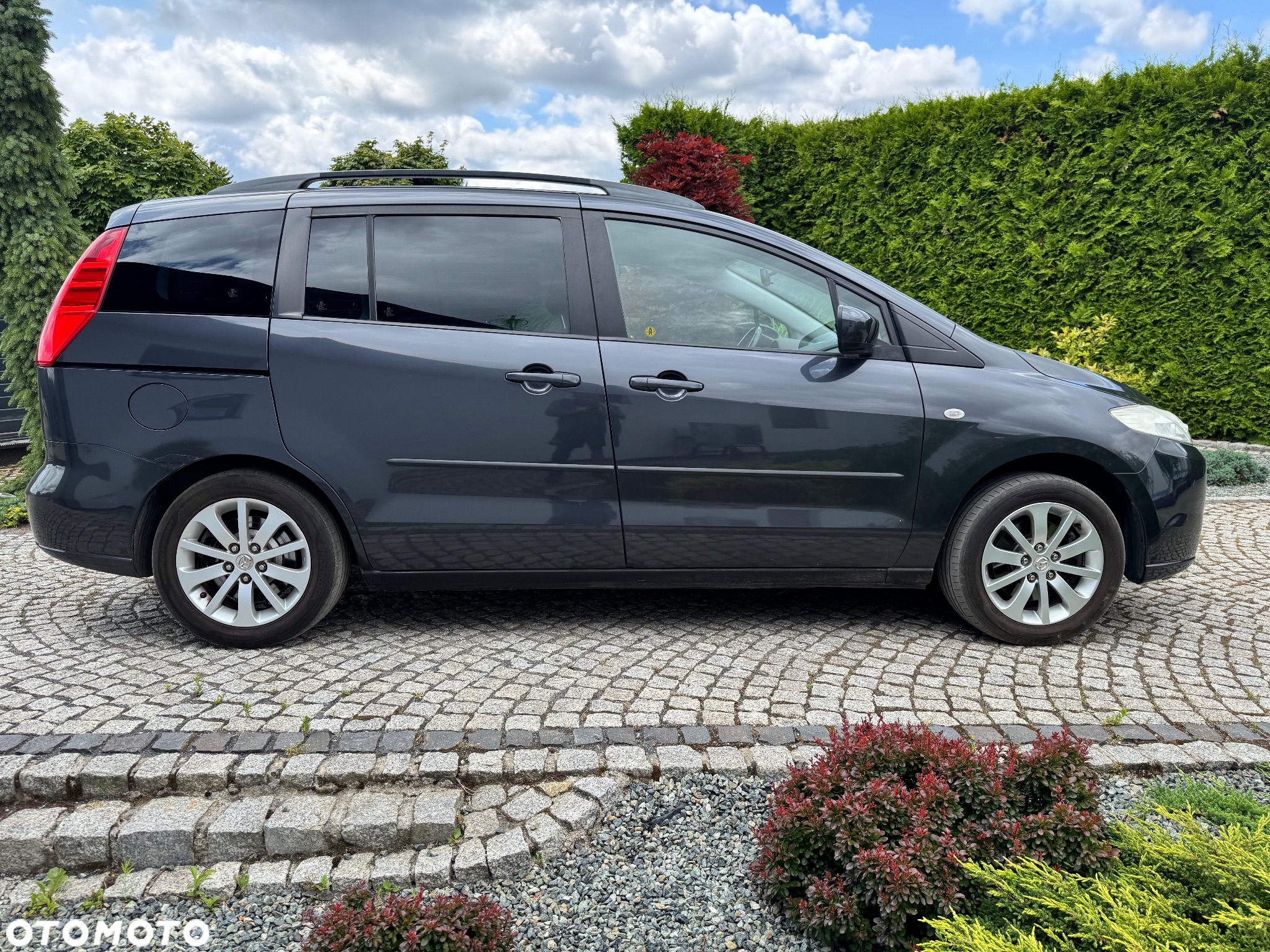 Mazda 5 - 12