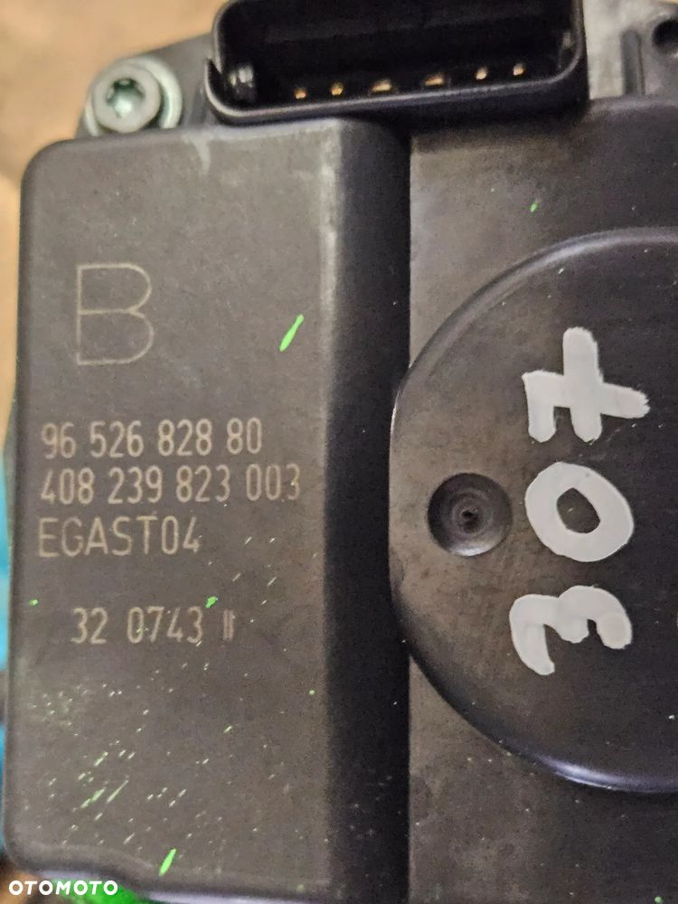 Peugeot 307 407 Citroen C4 C5 1.8 2.0 16V przepustnica  9648053780 9652682880    9650787380 - 4