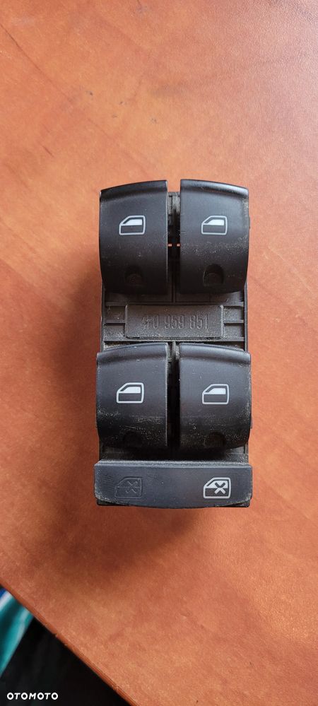 Przełącznik panel sterowania szyb Audi A3 8P - 1