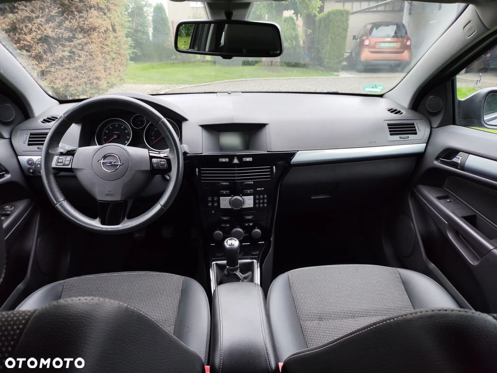 Opel Astra 1.6 Cosmo - 9