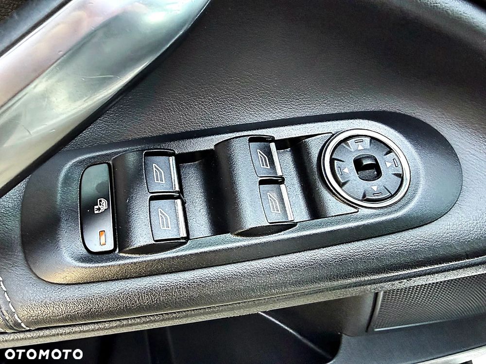 Ford Mondeo 2.0 TDCi Titanium - 25