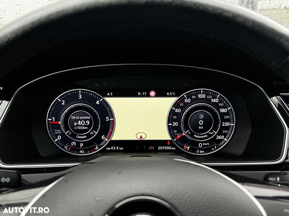 Volkswagen Passat Alltrack - 18