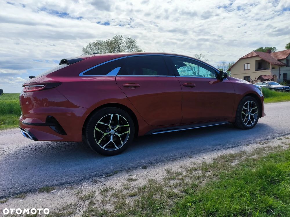 Kia ProCeed - 18