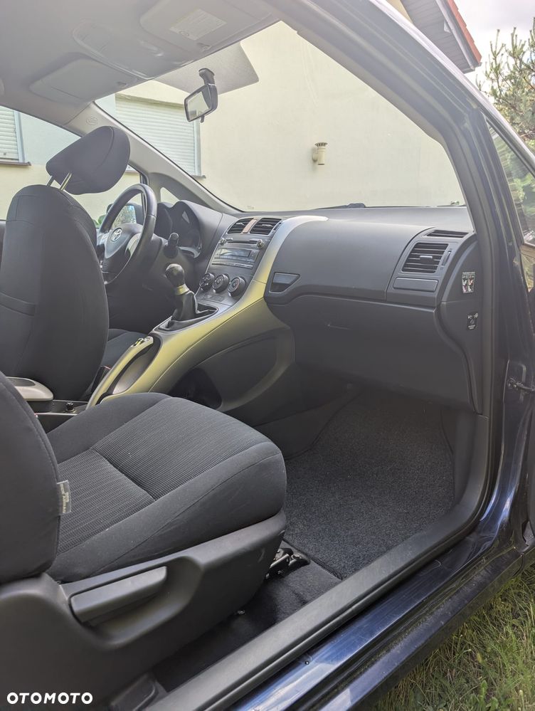Toyota Auris 1.4 VVT-i Luna - 30