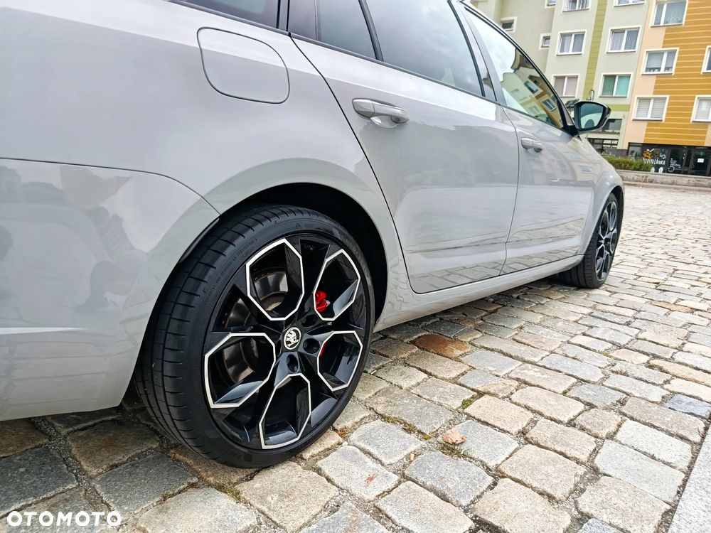 Skoda Octavia - 14