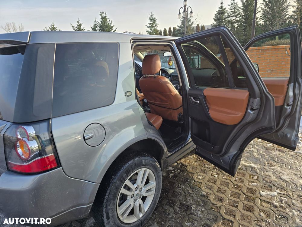 Land Rover Freelander 2.2 SD4 SE - 13