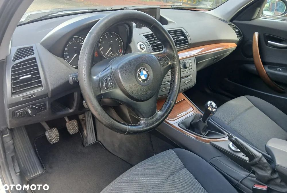 BMW Seria 1 116i - 6