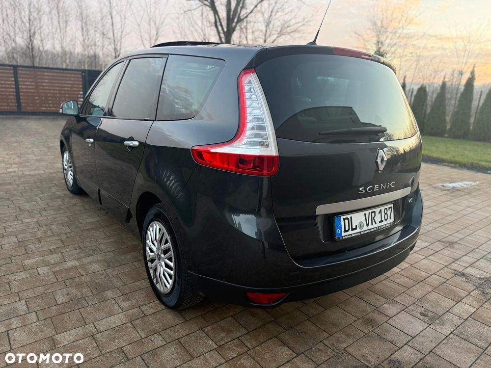 Renault Scenic - 3