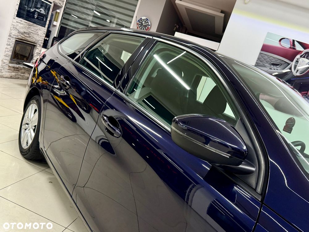 Peugeot 308 1.6 BlueHDi Allure S&S - 19