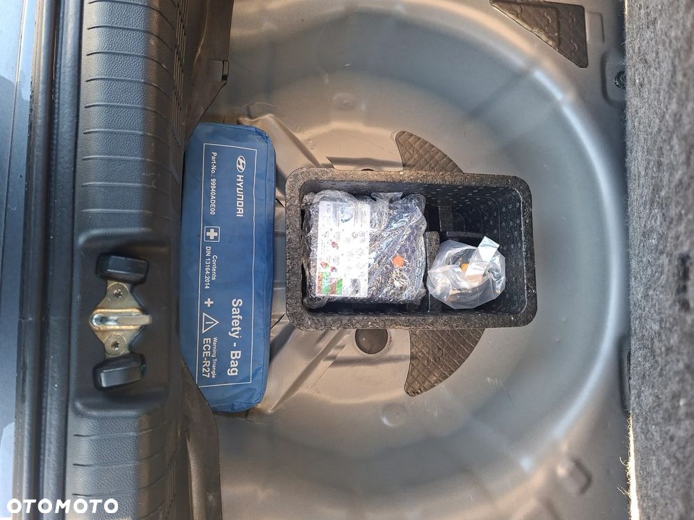 Hyundai i20 blue 1.0 T-GDI Active Style - 15