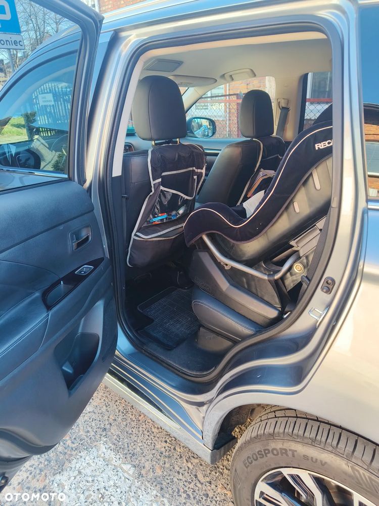 Mitsubishi Outlander 2.0 4WD Plus - 15