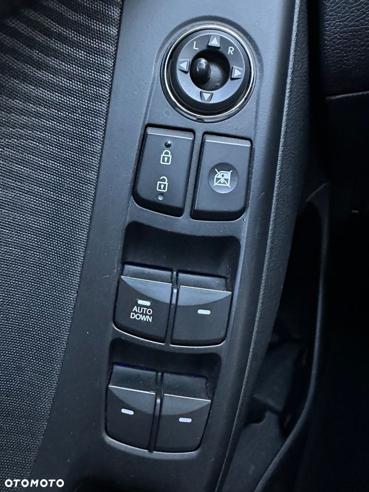 Hyundai Elantra 1.6 Comfort - 7