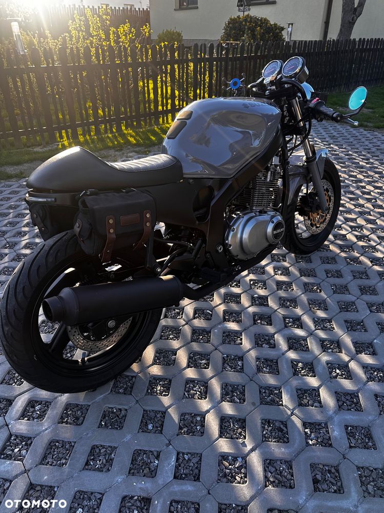 Suzuki GS - 7