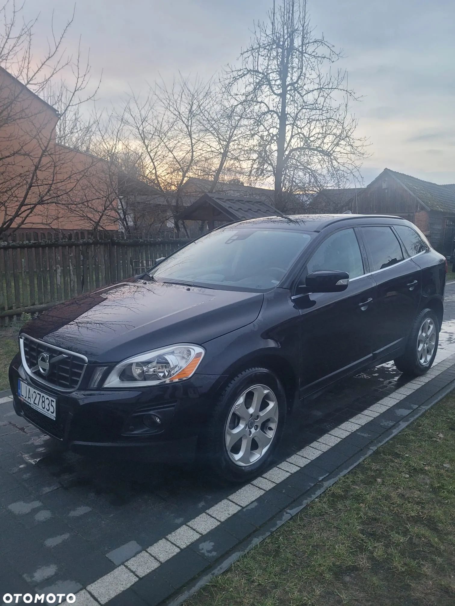 Volvo XC 60 2.4D AWD Momentum - 1