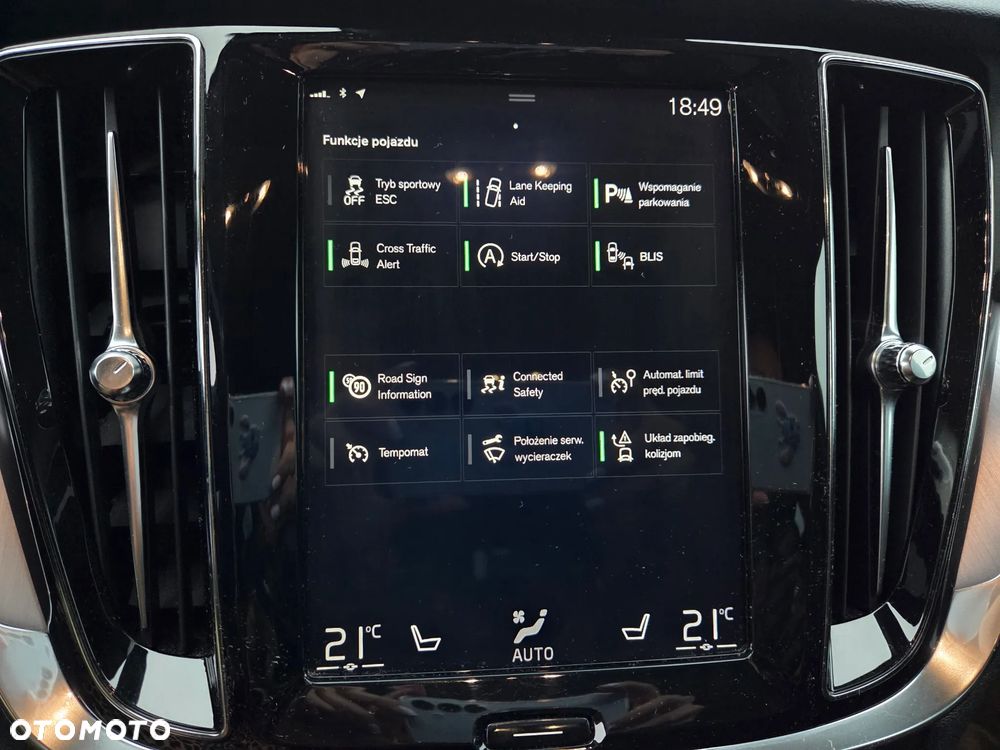 Volvo V60 D3 Momentum Pro - 11