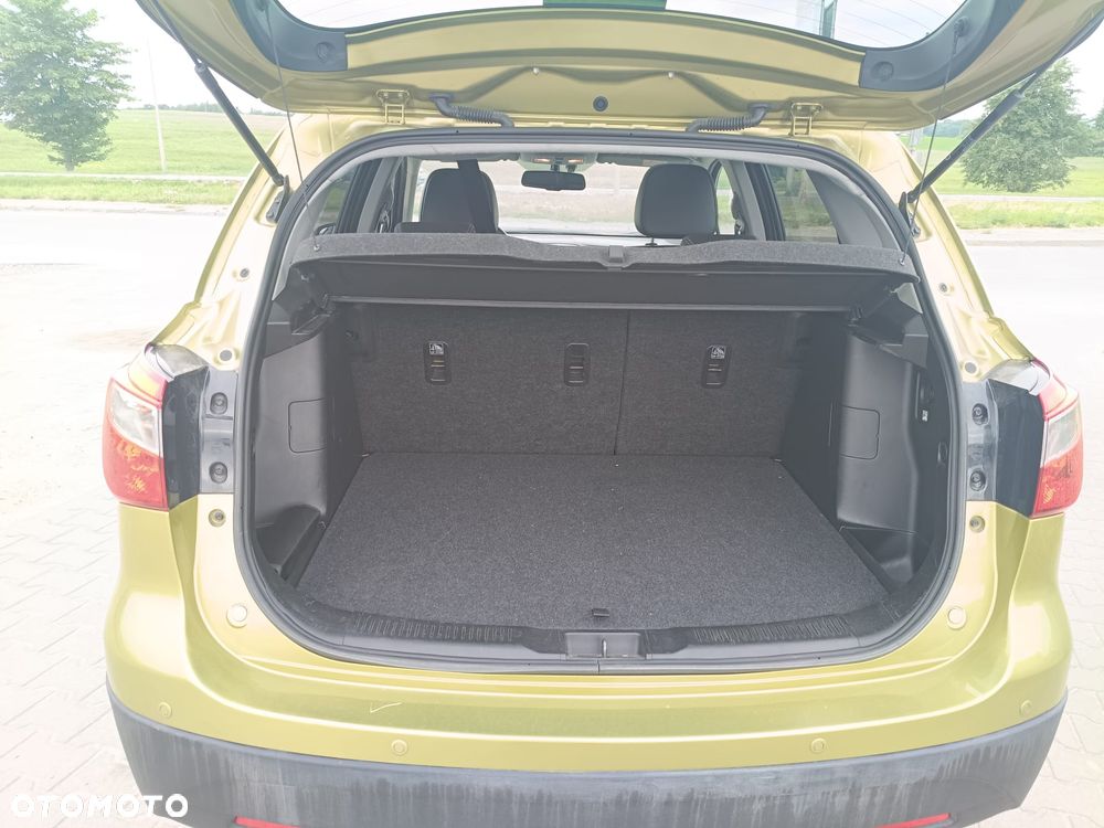Suzuki SX4 1.6 Premium - 4